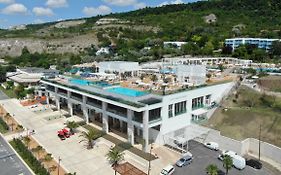 White Lagoon Resort